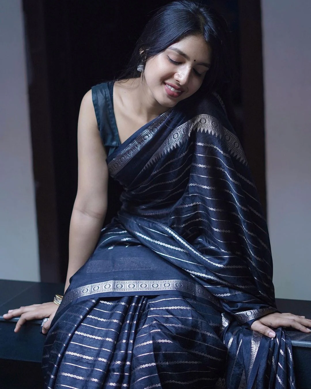 Black & Silver Combination Pure Soft Semi-Silk Saree Stylish Blouse - Suratm 6