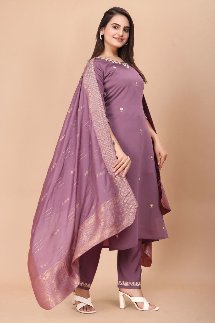 Pastel Purple Embroidered Viscose Silk Kurta Set 4
